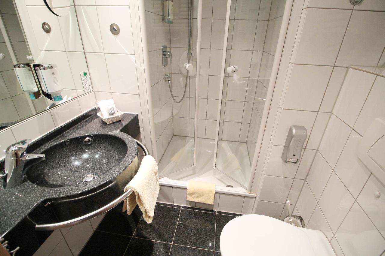 Hotel National Duesseldorf Kültér fotó