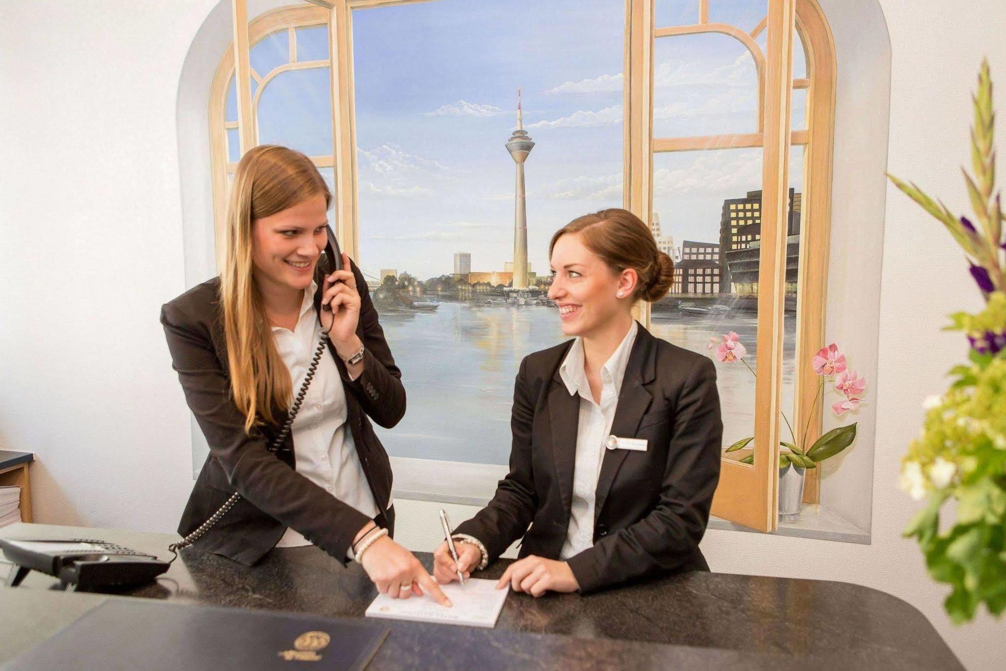 Hotel National Duesseldorf Kültér fotó