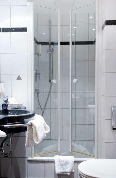 Hotel National Duesseldorf Kültér fotó